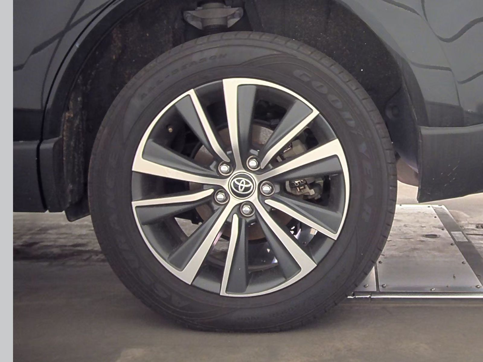 2022 Toyota Venza LE AWD