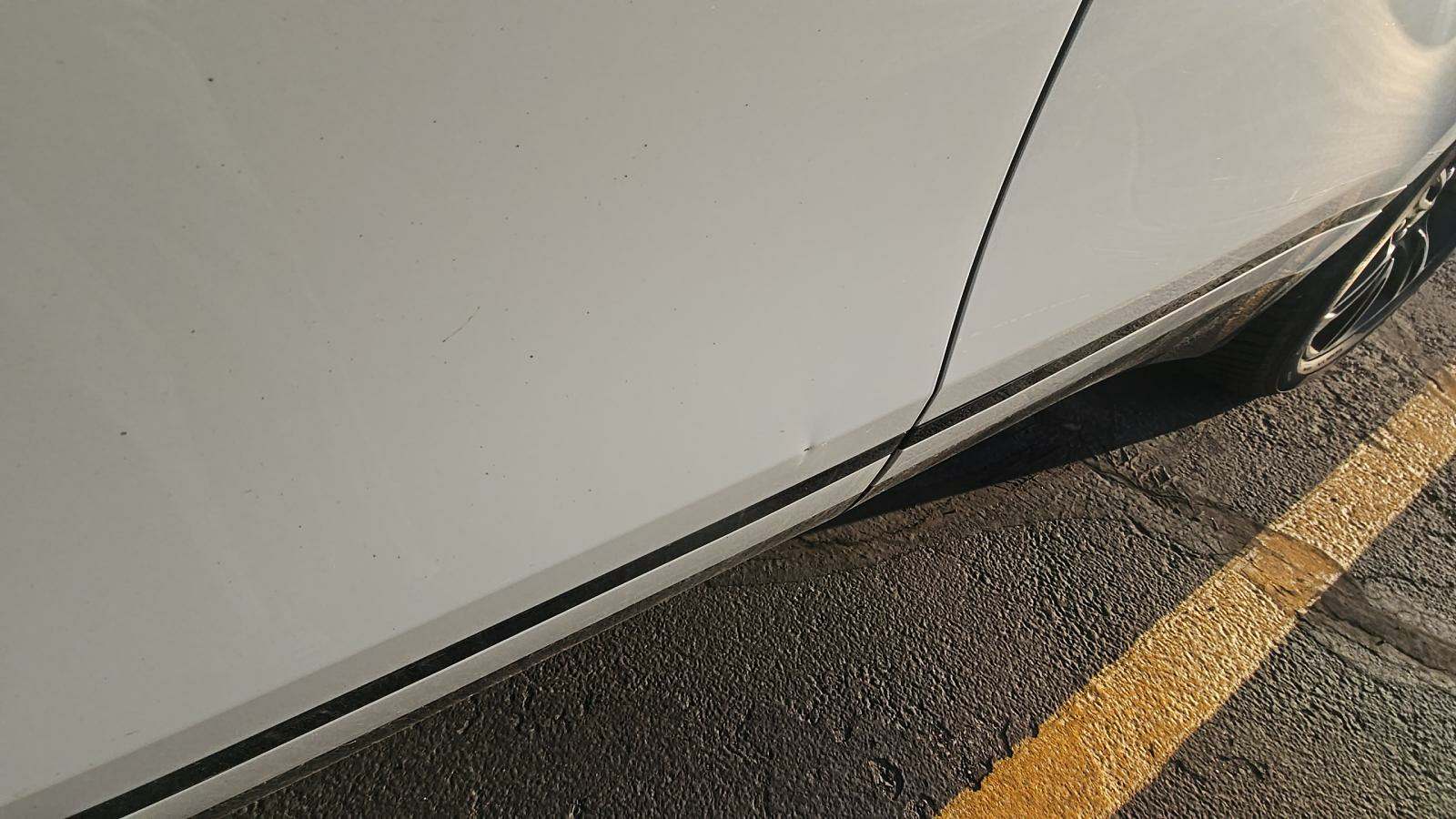 2018 Land Rover Range Rover Velar R-Dynamic HSE AWD