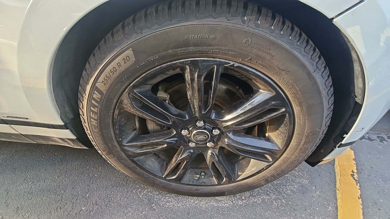 2018 Land Rover Range Rover Velar R-Dynamic HSE AWD