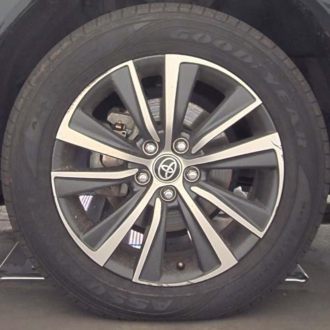 2022 Toyota Venza LE AWD