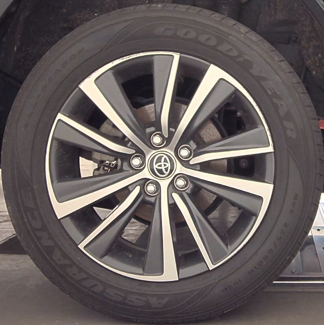 2022 Toyota Venza LE AWD
