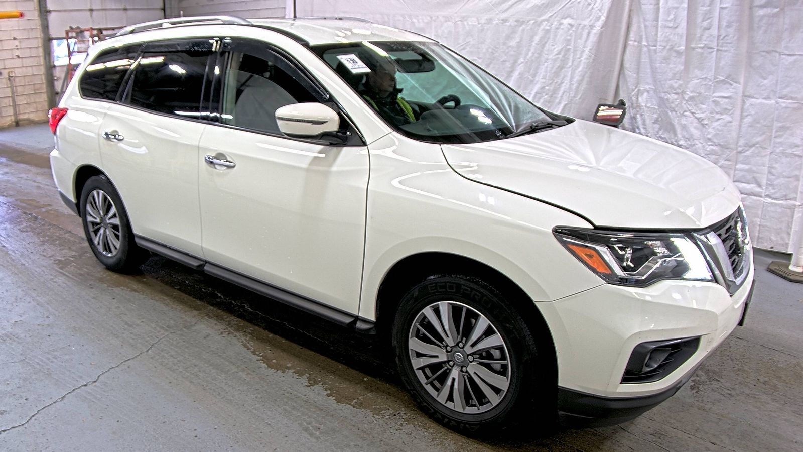 2020 Nissan Pathfinder SV FWD
