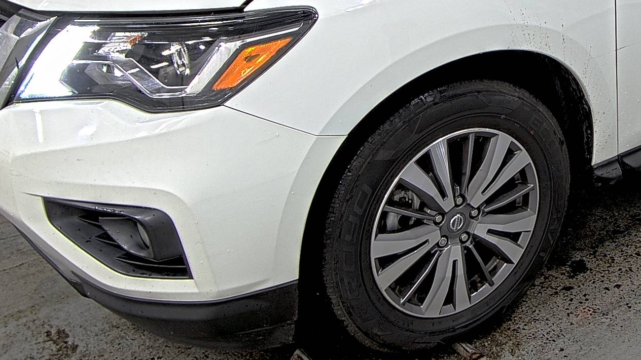 2020 Nissan Pathfinder SV FWD