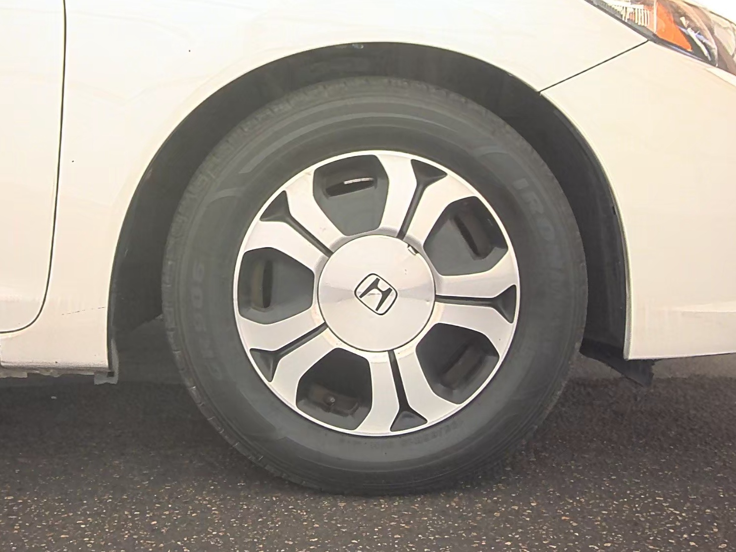 2015 Honda Civic Hybrid Base FWD