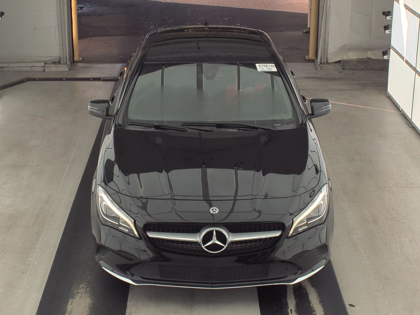 Mercedes-Benz CLA 250 4MATIC снимка Mercedes-Benz CLA 250 4MATIC