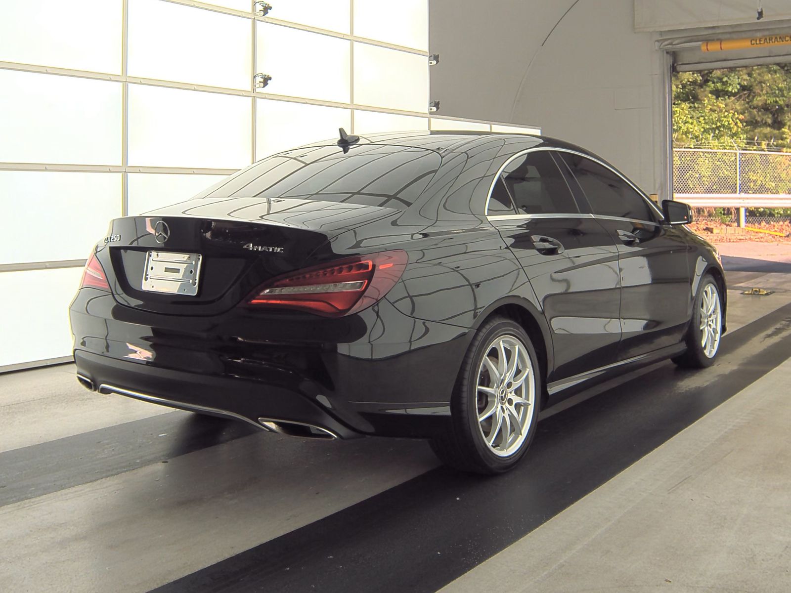 Mercedes-Benz CLA 250 4MATIC снимка Mercedes-Benz CLA 250 4MATIC