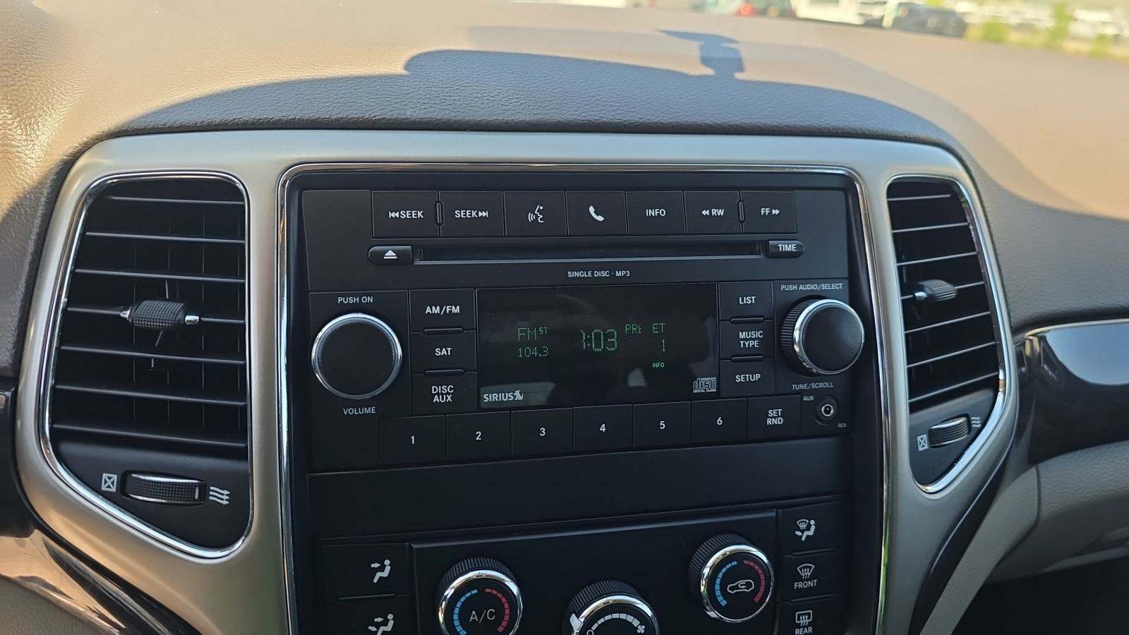 2011 Jeep Grand Cherokee Laredo AWD