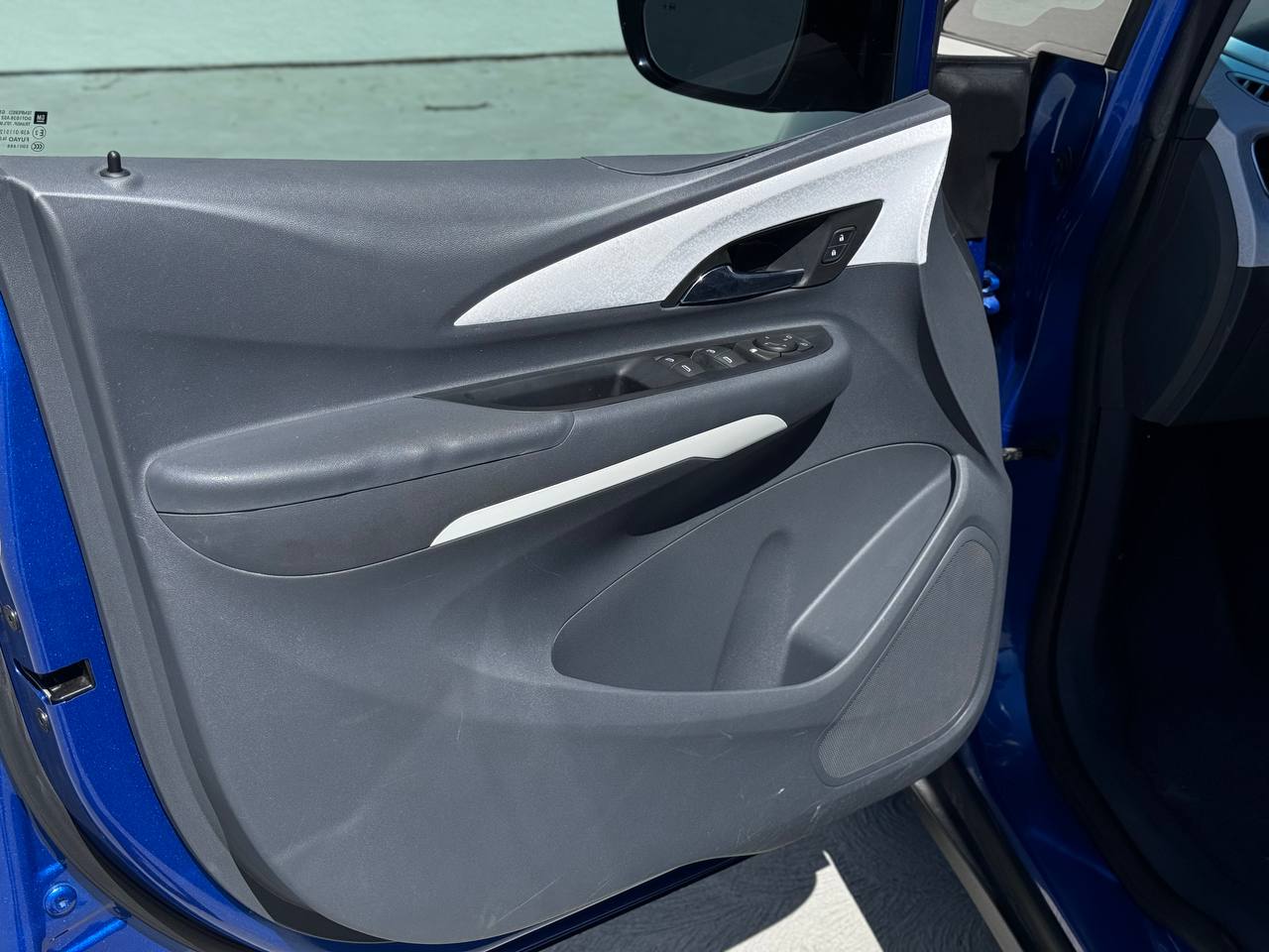 2018 Chevrolet Bolt EV LT FWD