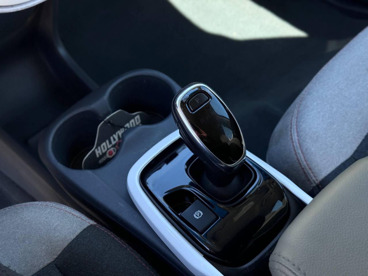 2018 Chevrolet Bolt EV LT FWD