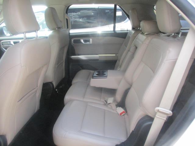 2023 Ford Explorer XLT RWD