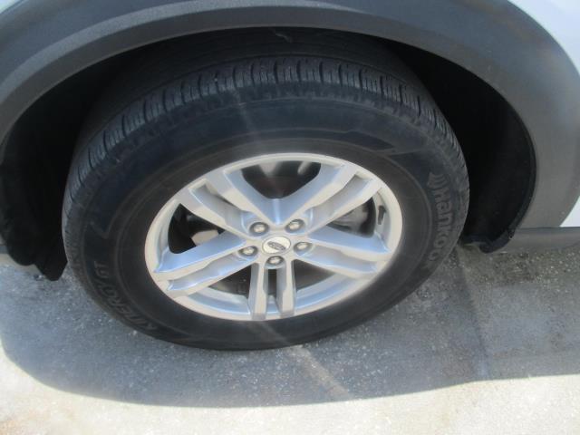 2023 Ford Explorer XLT RWD