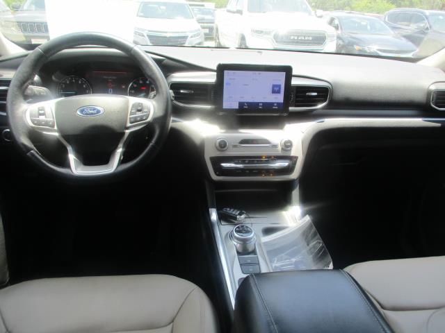 2023 Ford Explorer XLT RWD