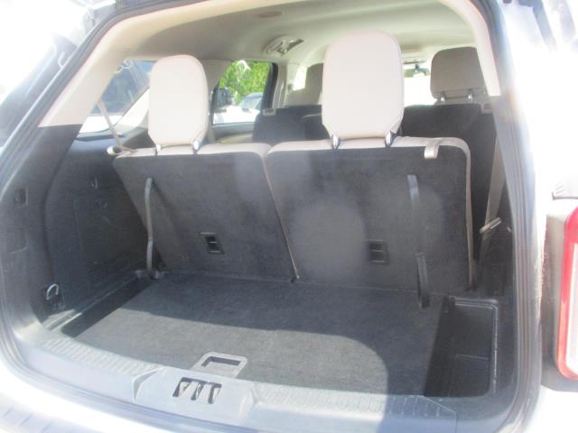 2023 Ford Explorer XLT RWD