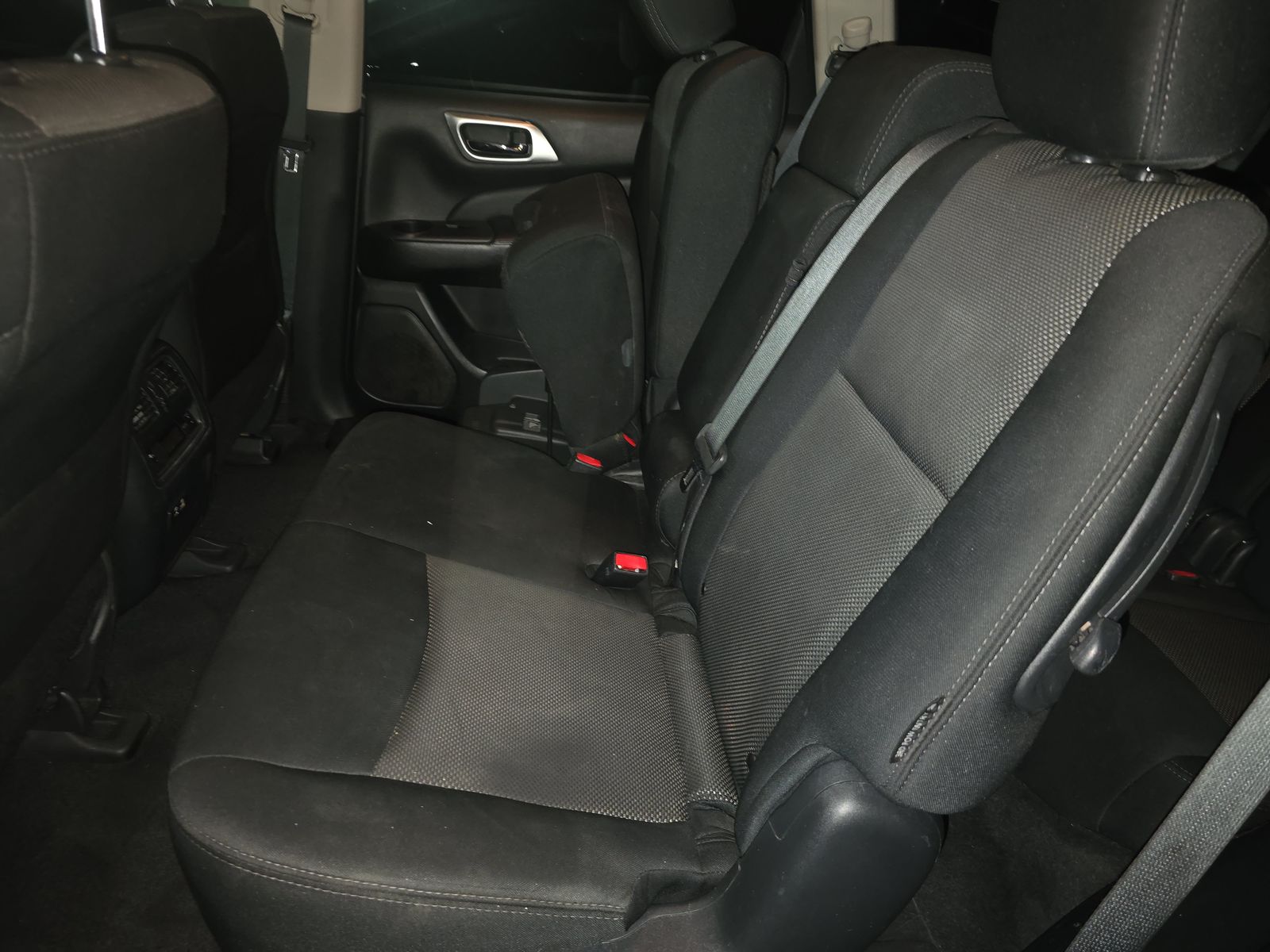 2020 Nissan Pathfinder S FWD