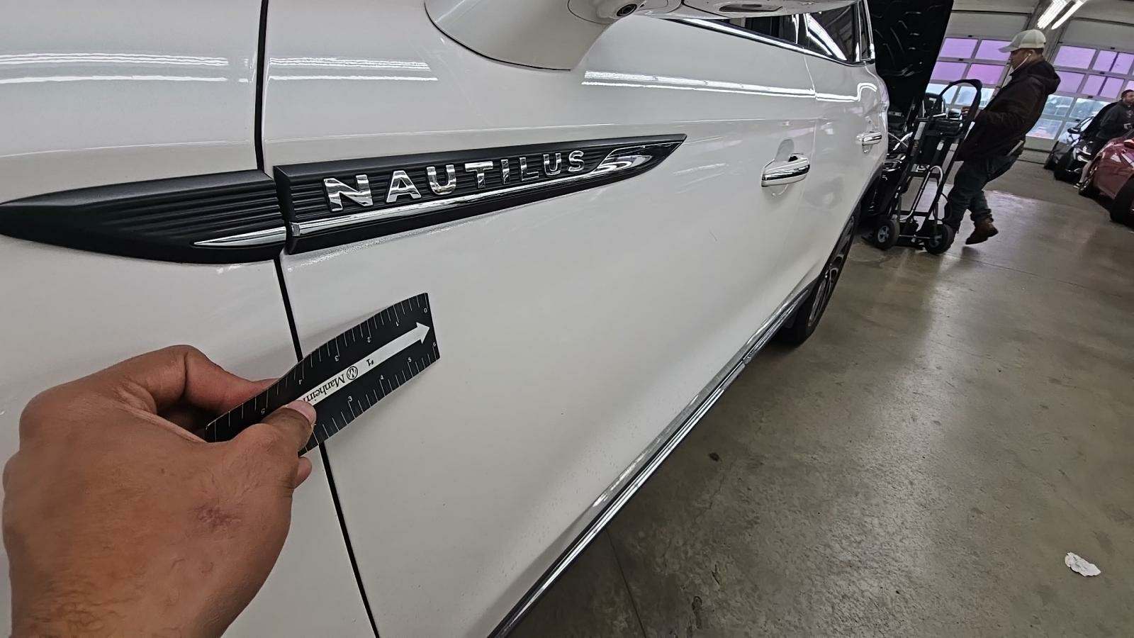 2019 Lincoln Nautilus Reserve AWD