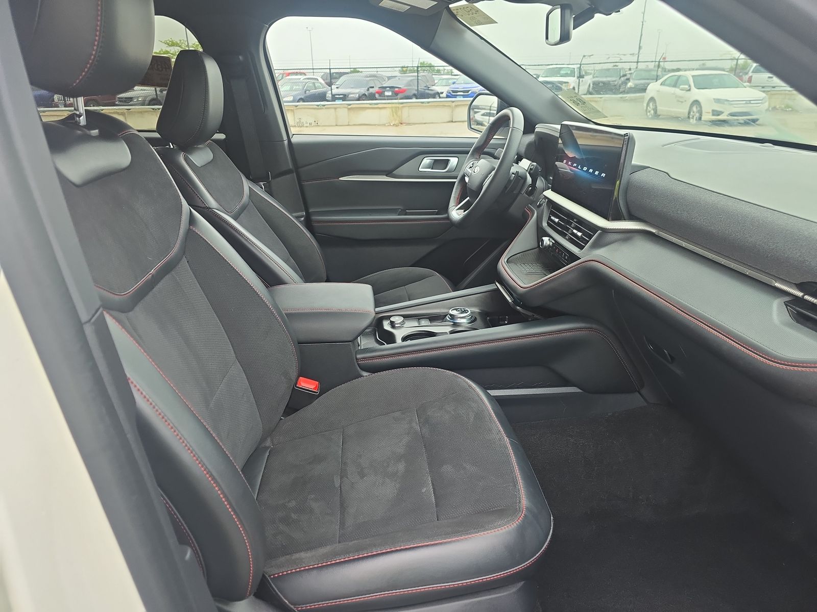 2025 Ford Explorer ST AWD
