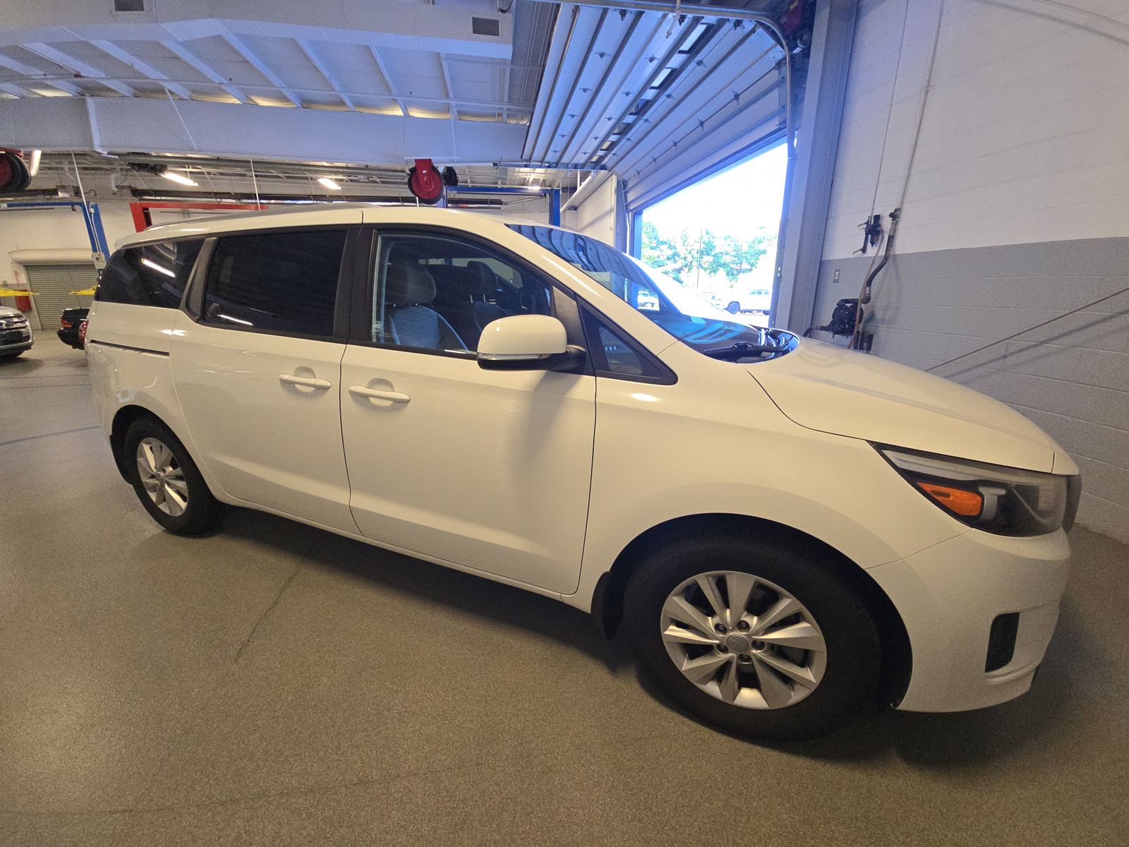 2016 Kia Sedona LX FWD