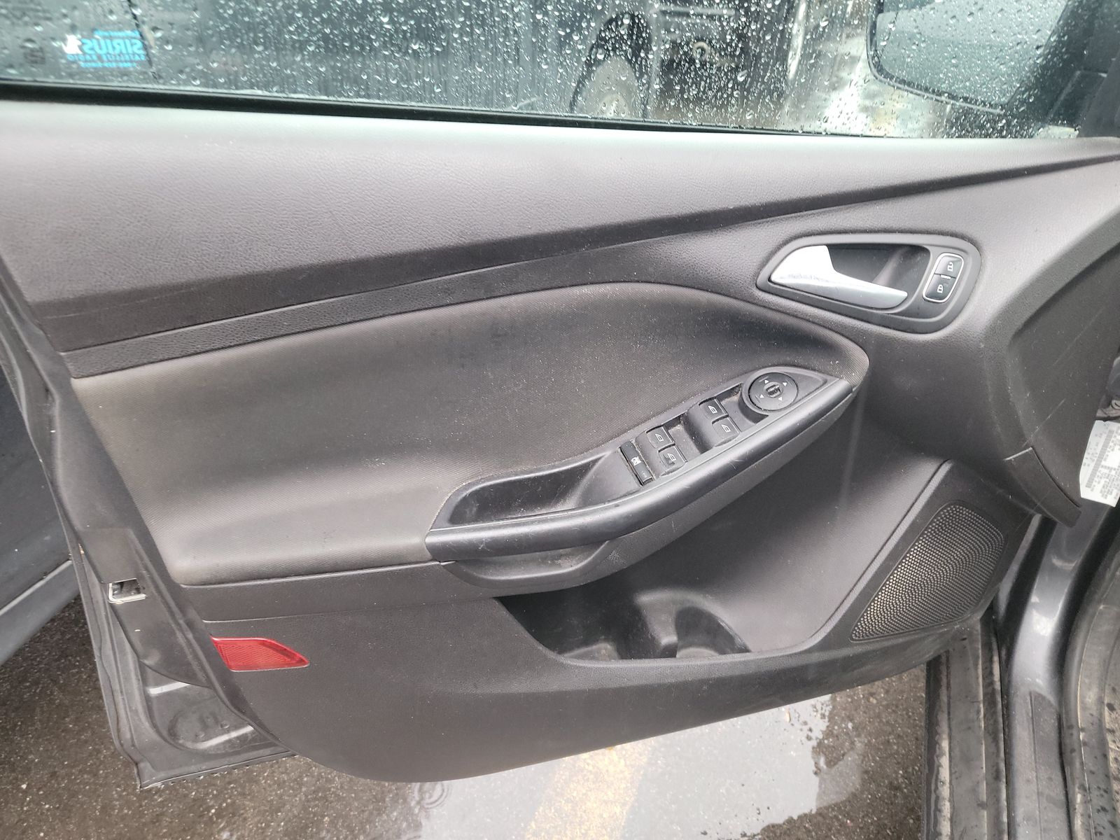 2017 Ford Focus SE FWD