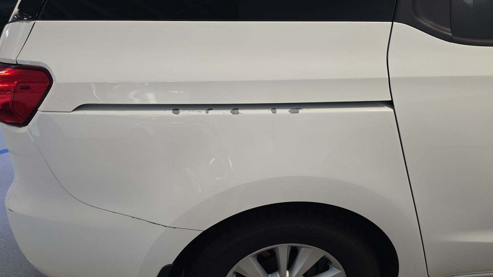 2016 Kia Sedona LX FWD
