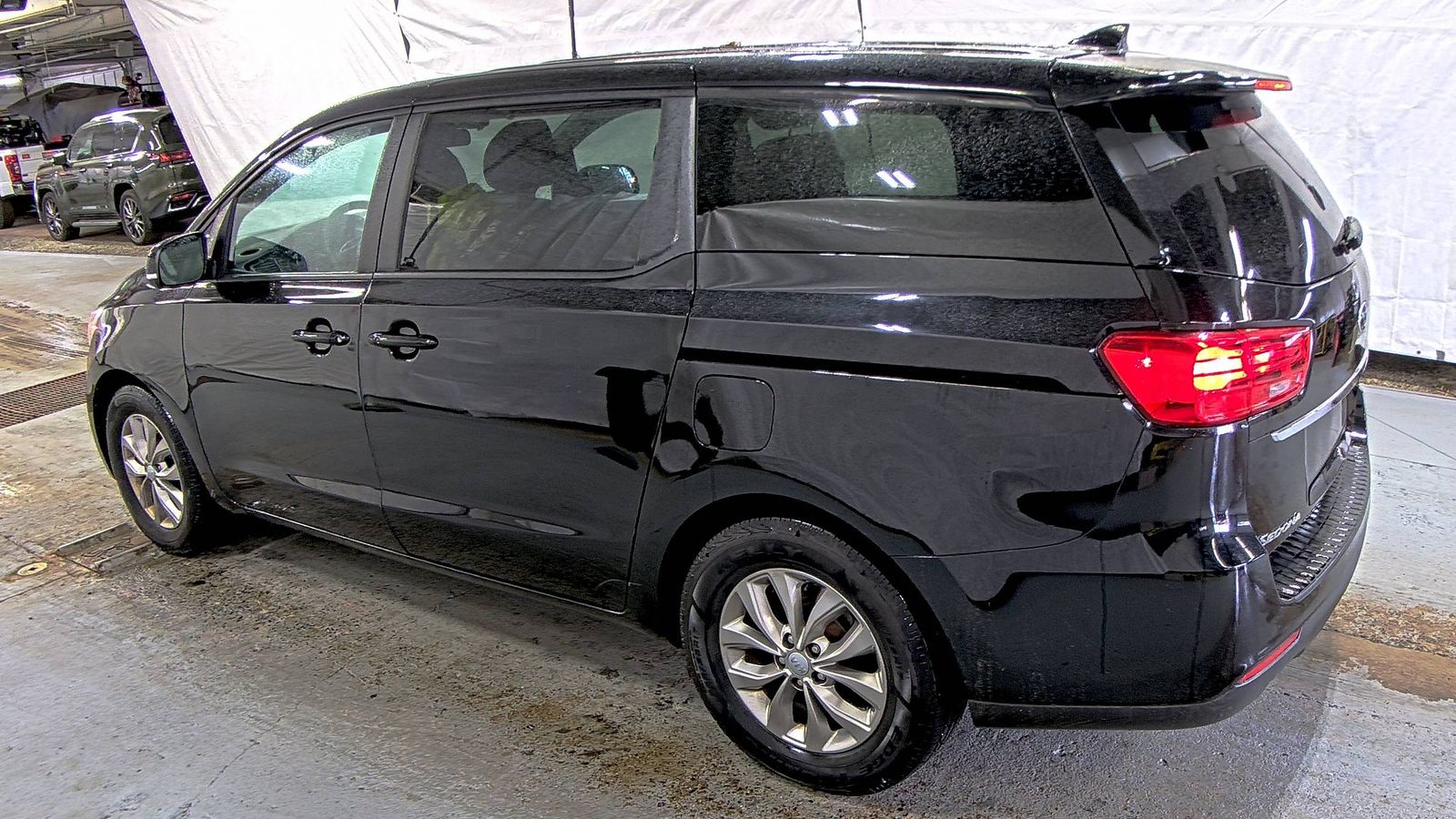 2020 Kia Sedona LX FWD