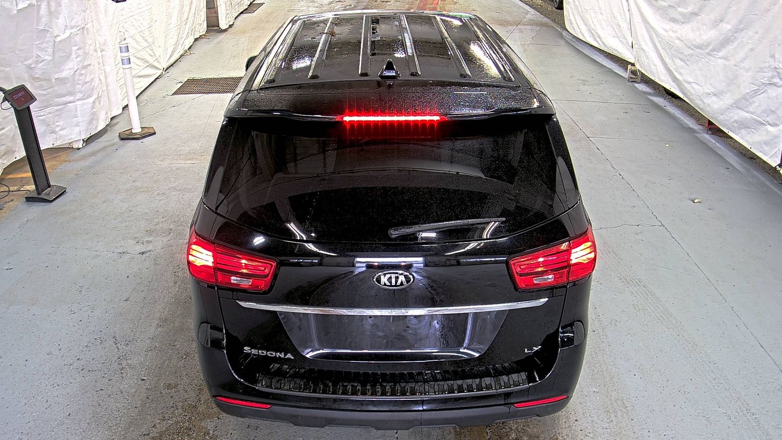 2020 Kia Sedona LX FWD