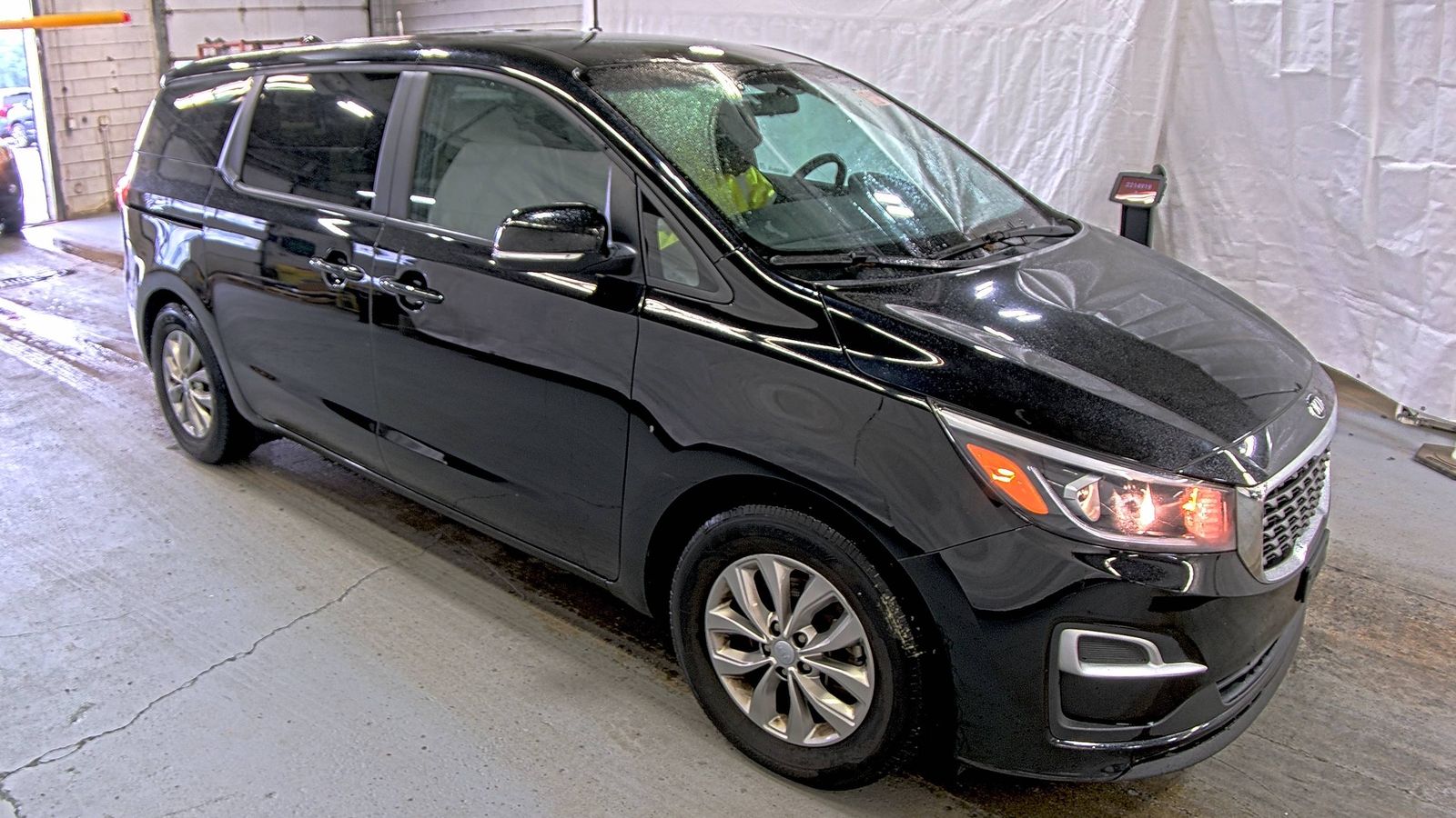 2020 Kia Sedona LX FWD