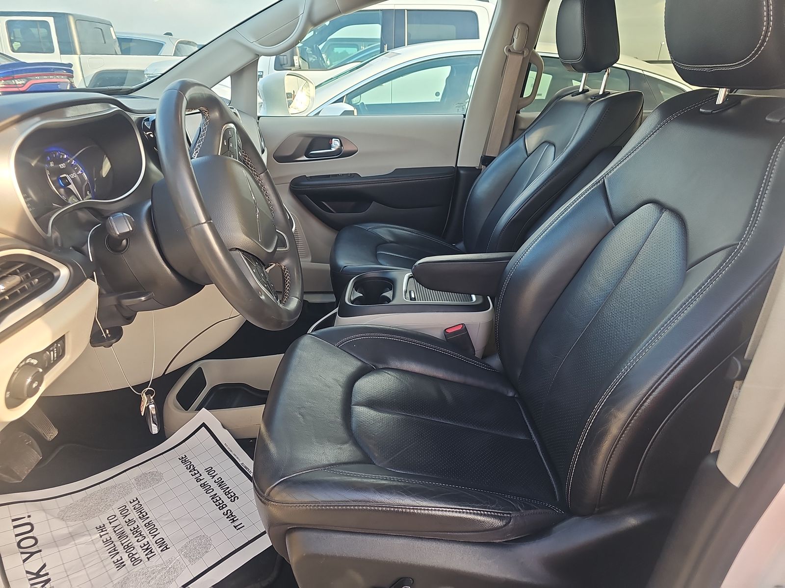 2022 Chrysler Pacifica Touring L FWD