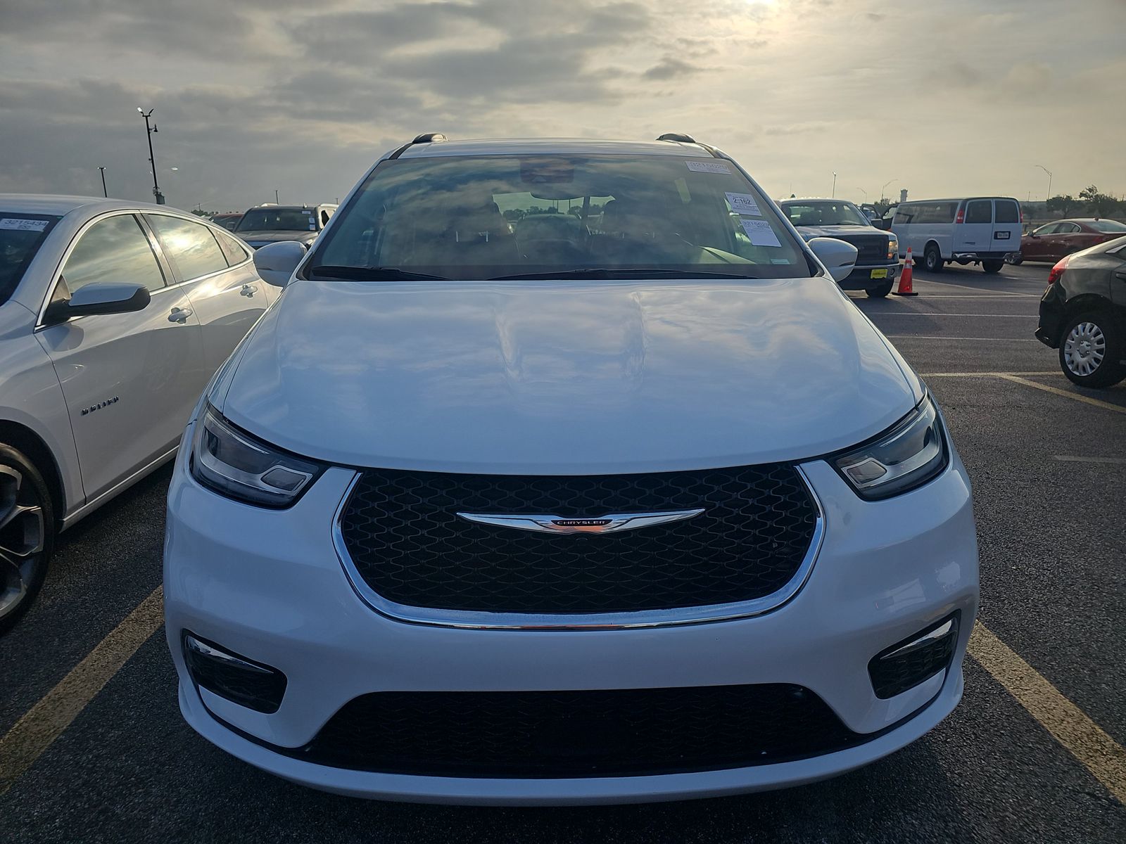 2022 Chrysler Pacifica Touring L FWD