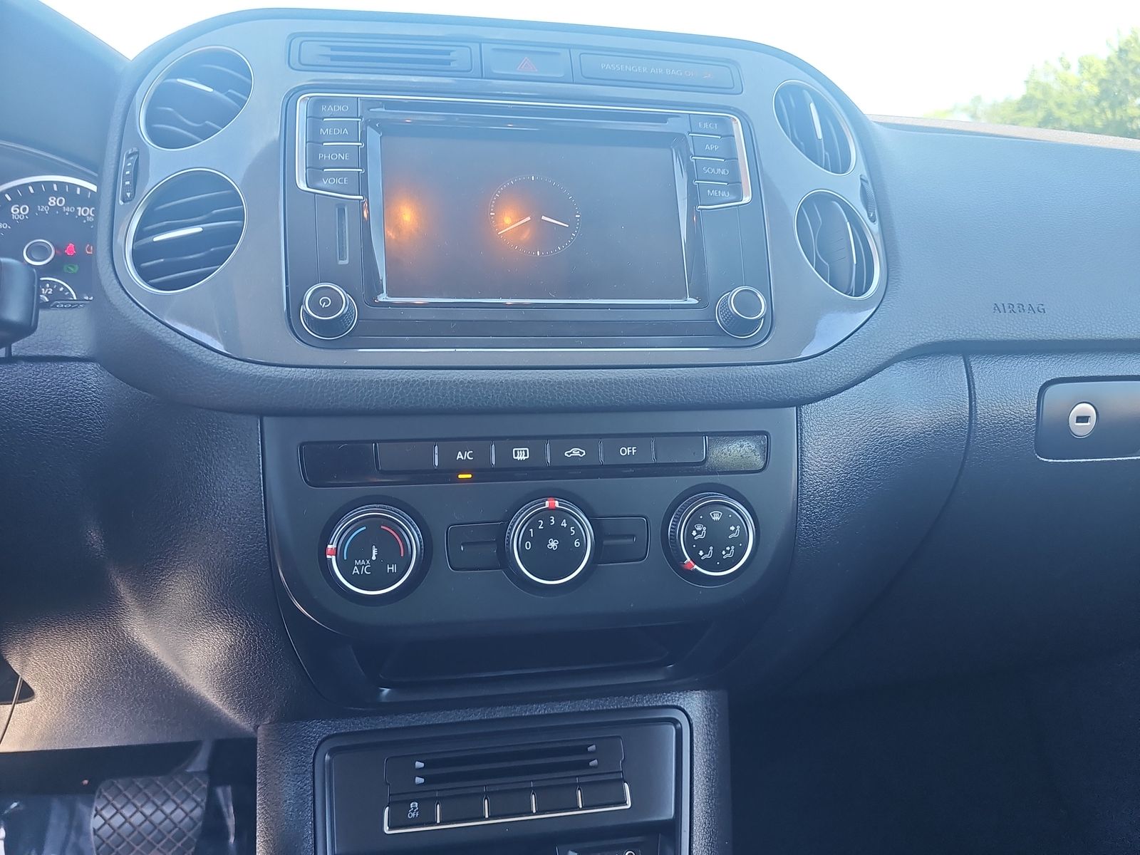 2017 Volkswagen Tiguan Limited 2.0T AWD