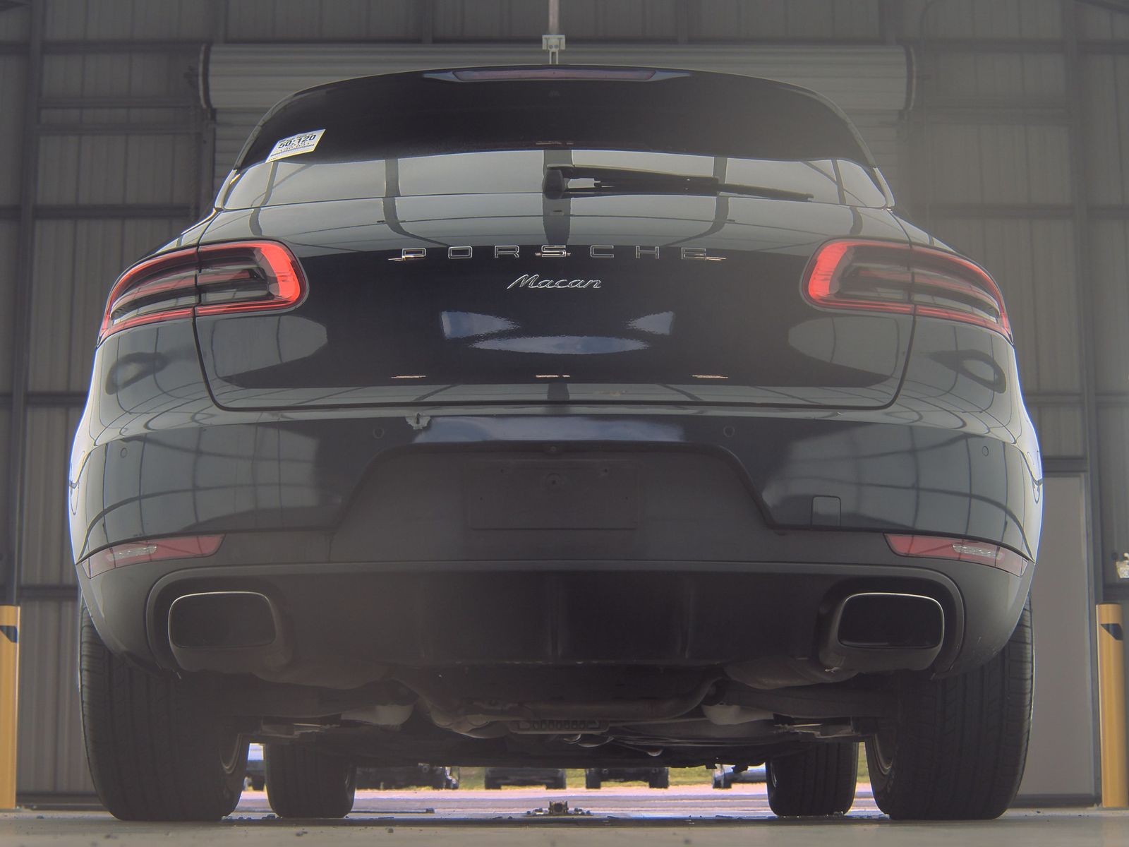 2018 Porsche Macan Base AWD