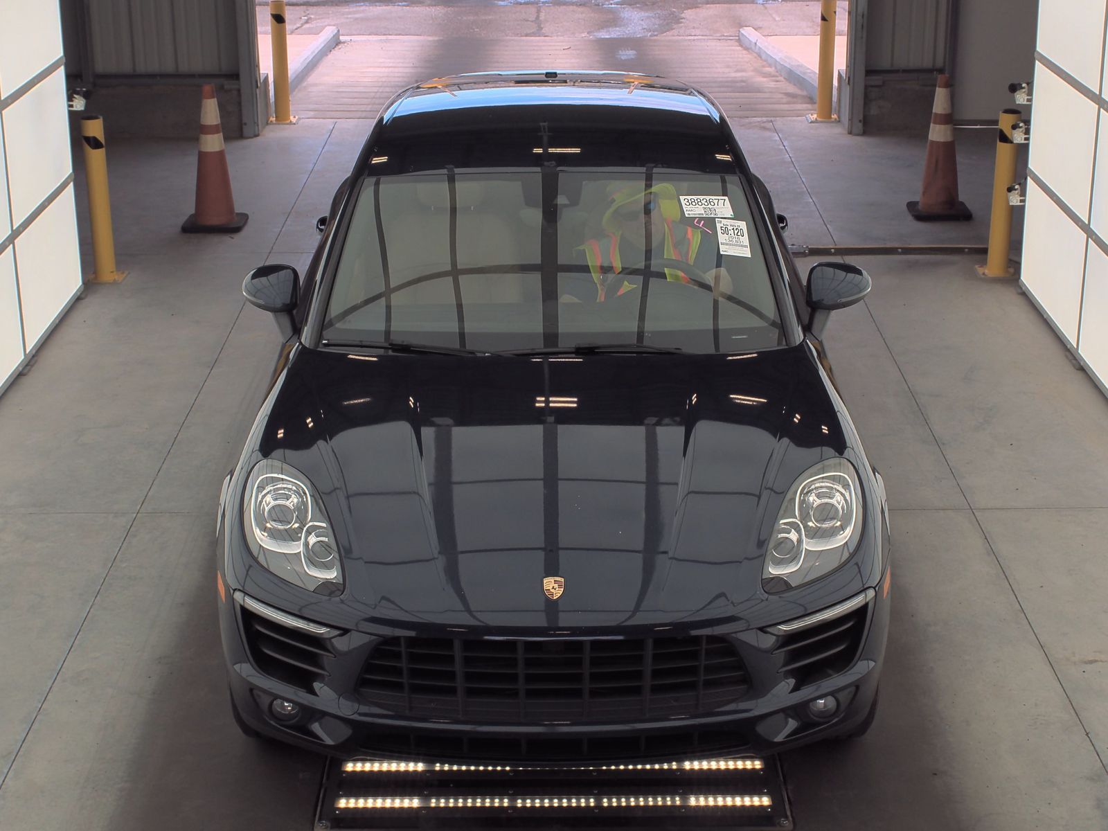 2018 Porsche Macan Base AWD