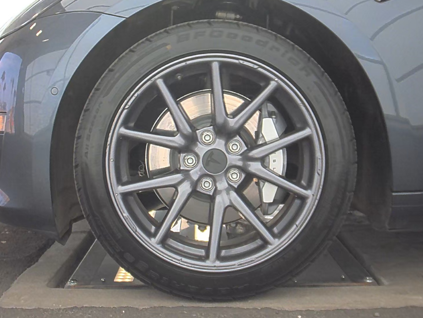2019 Tesla Model 3 Long Range RWD