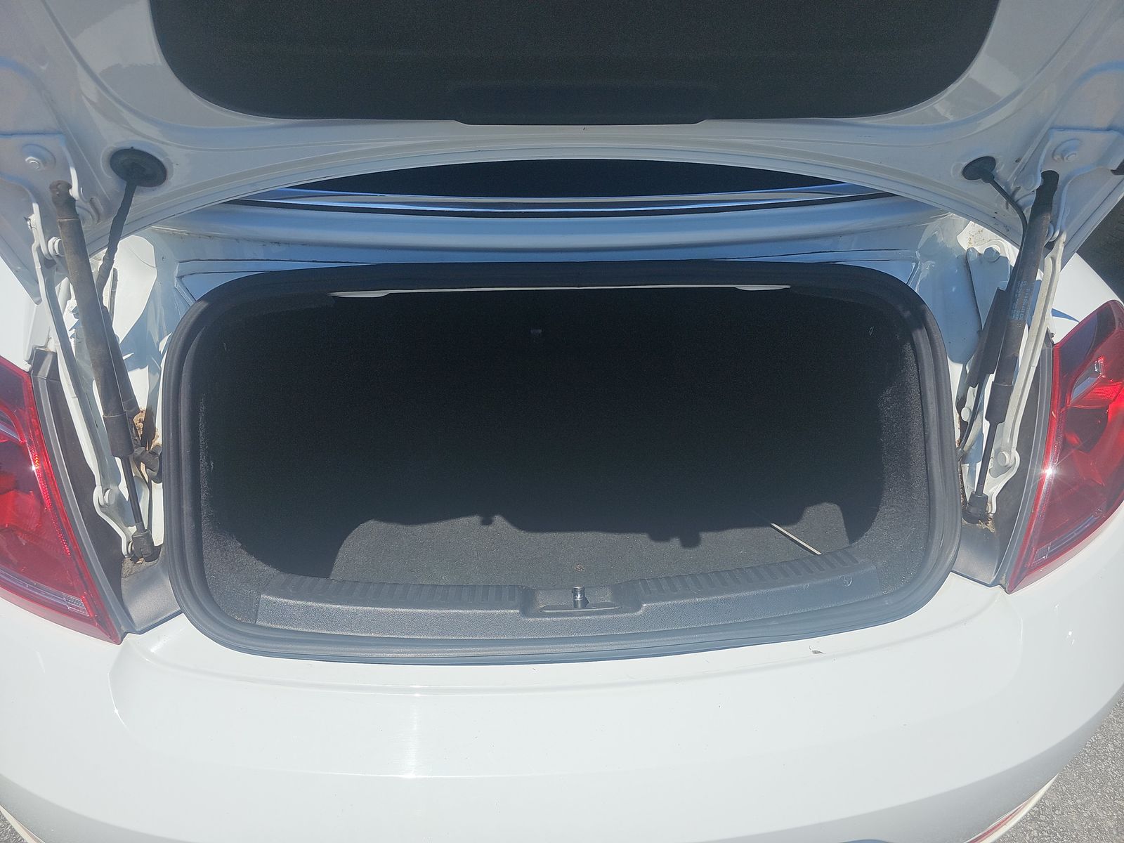 2018 Volkswagen Beetle Convertible Coast FWD