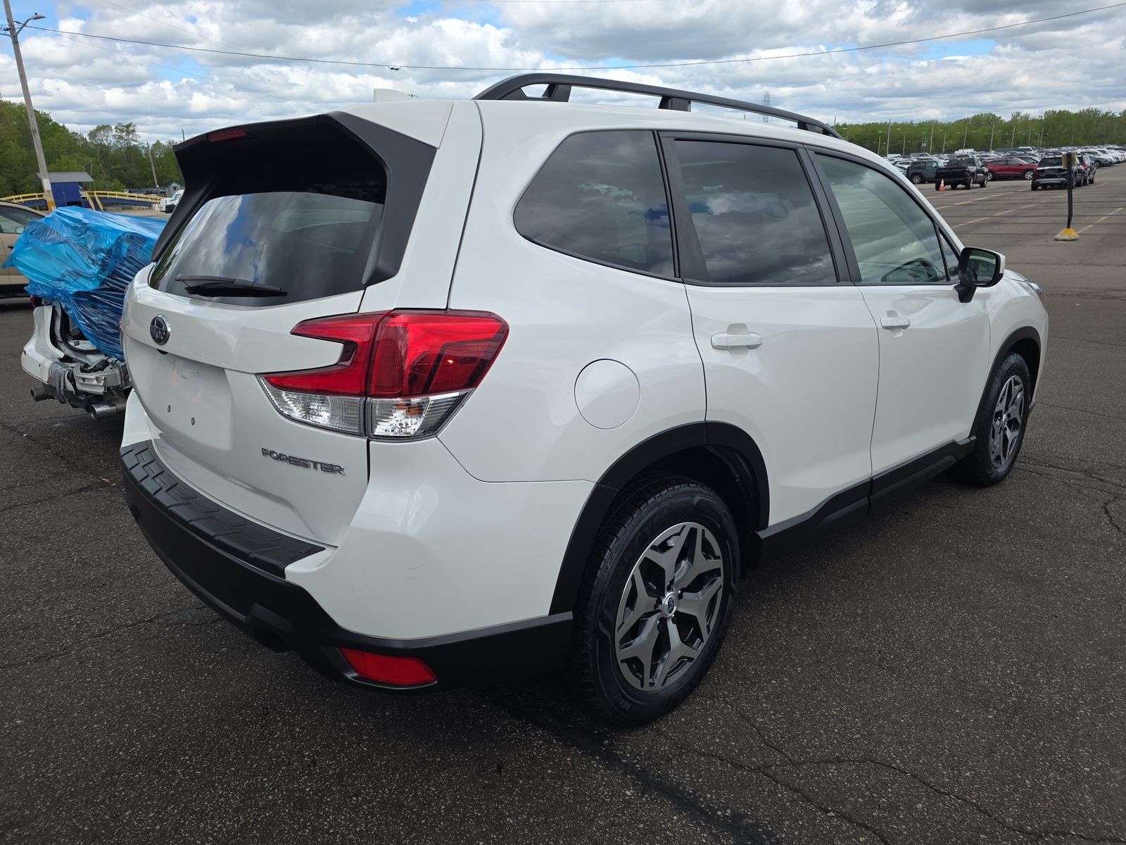 2022 Subaru Forester Premium AWD