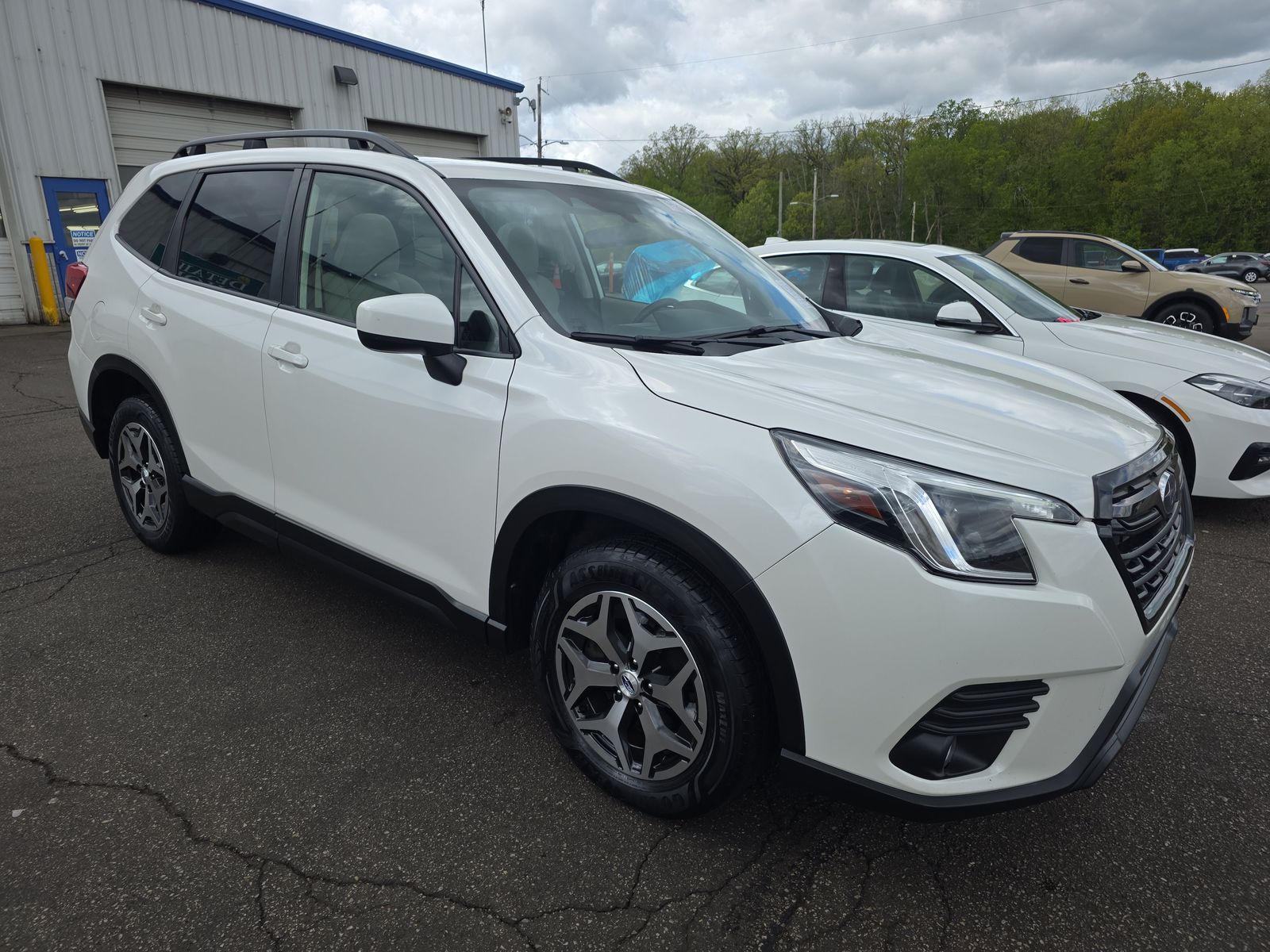 2022 Subaru Forester Premium AWD