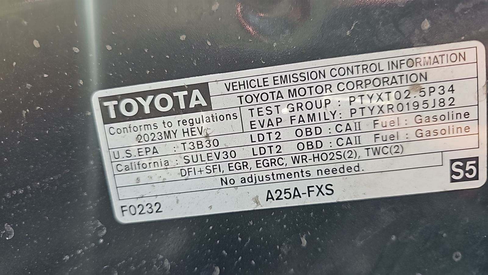 2023 Toyota Sienna XLE FWD