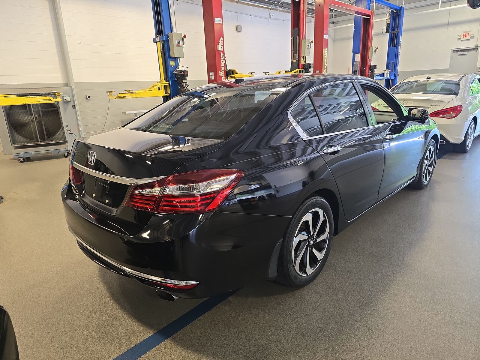 2017 Honda Accord EX FWD