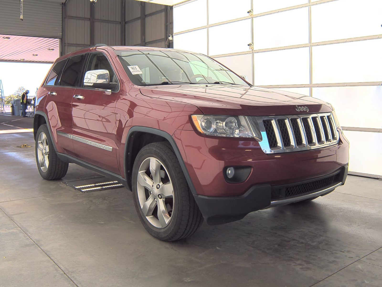 2012 Jeep Grand Cherokee Overland RWD