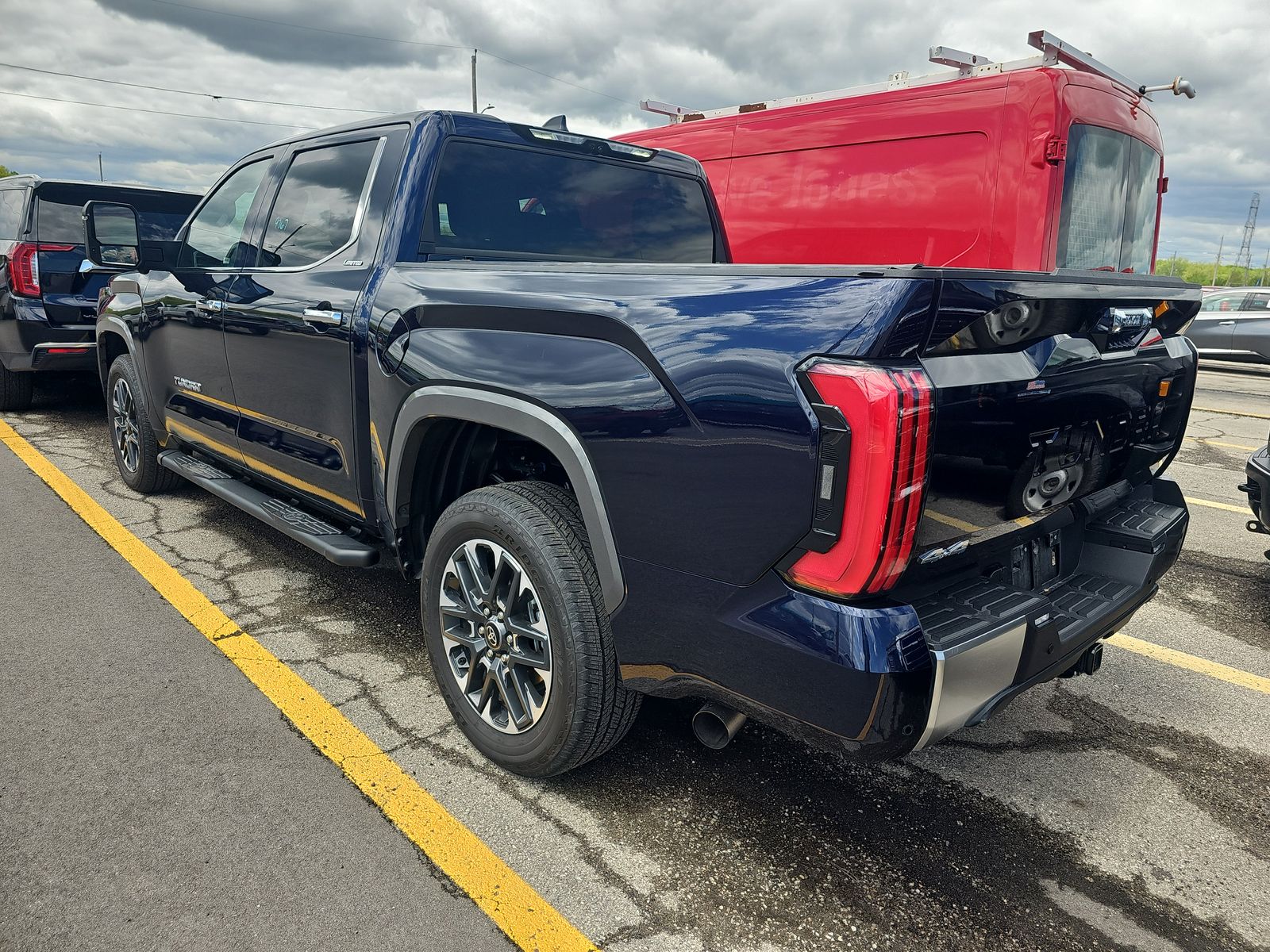 2025 Toyota Tundra Limited AWD