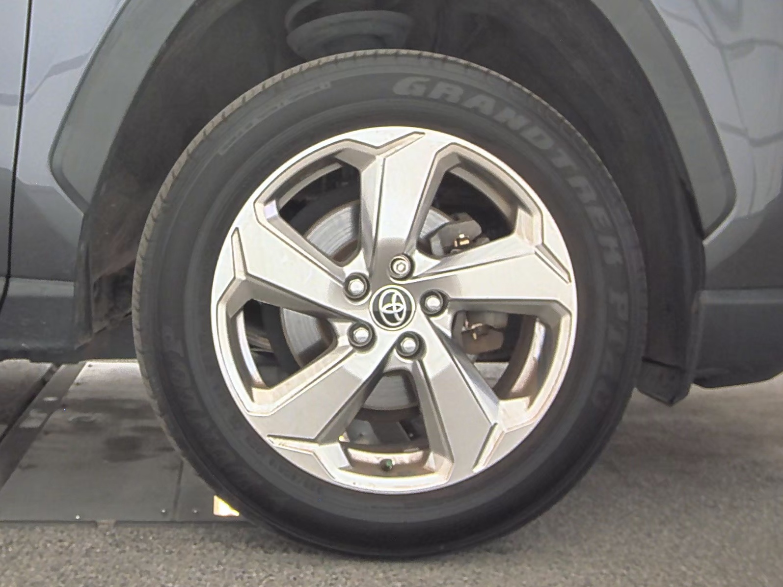 2021 Toyota RAV4 Hybrid XLE Premium AWD