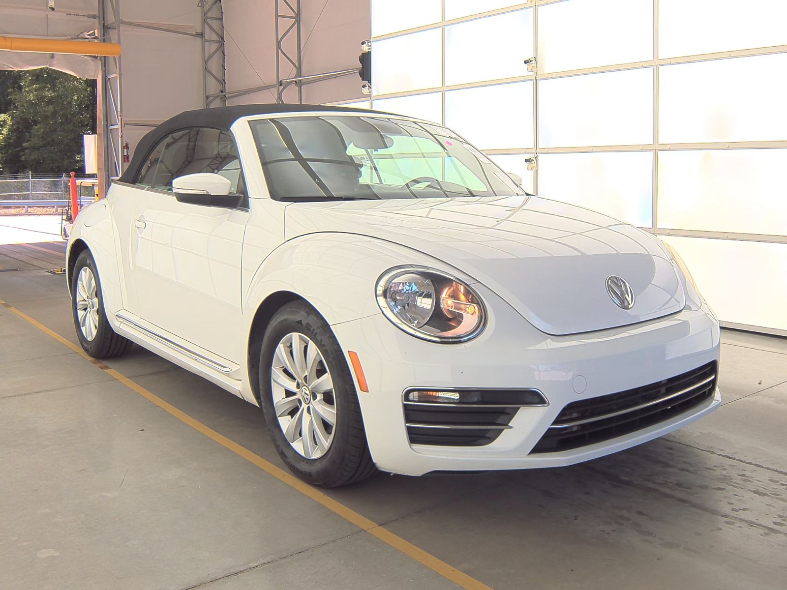 2018 Volkswagen Beetle Convertible Coast FWD