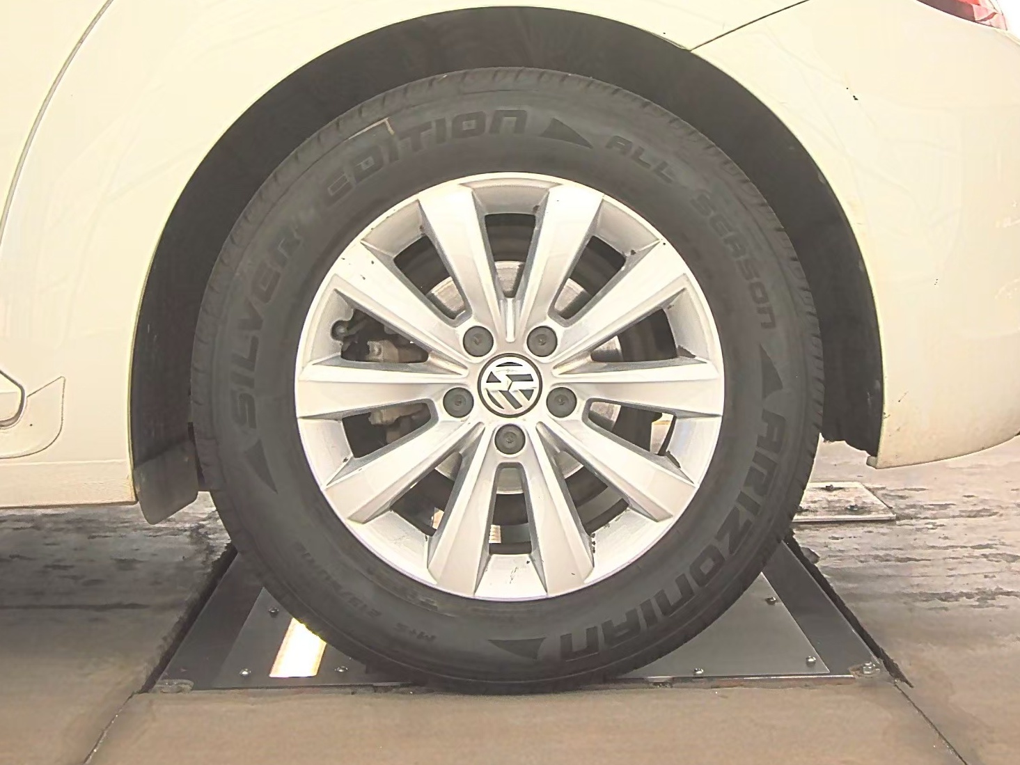 2018 Volkswagen Beetle Convertible Coast FWD