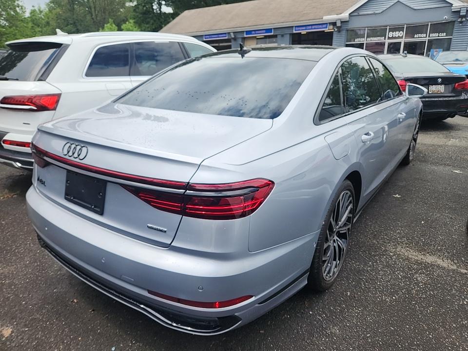 2022 Audi A8 Base AWD