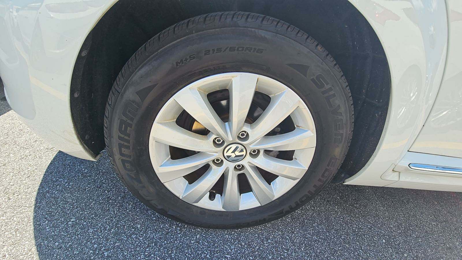 2018 Volkswagen Beetle Convertible Coast FWD