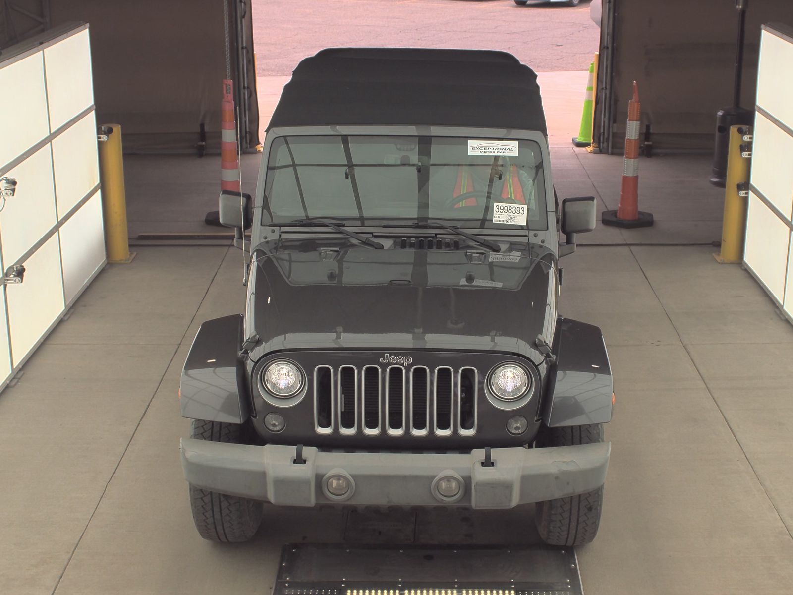 2018 Jeep Wrangler JK Unlimited Sahara AWD