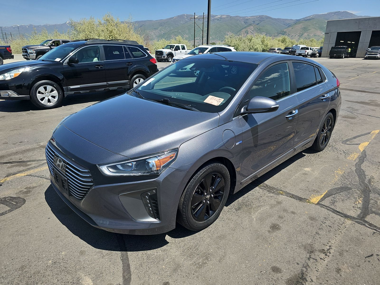 2019 Hyundai Ioniq Plug-In Hybrid Limited FWD