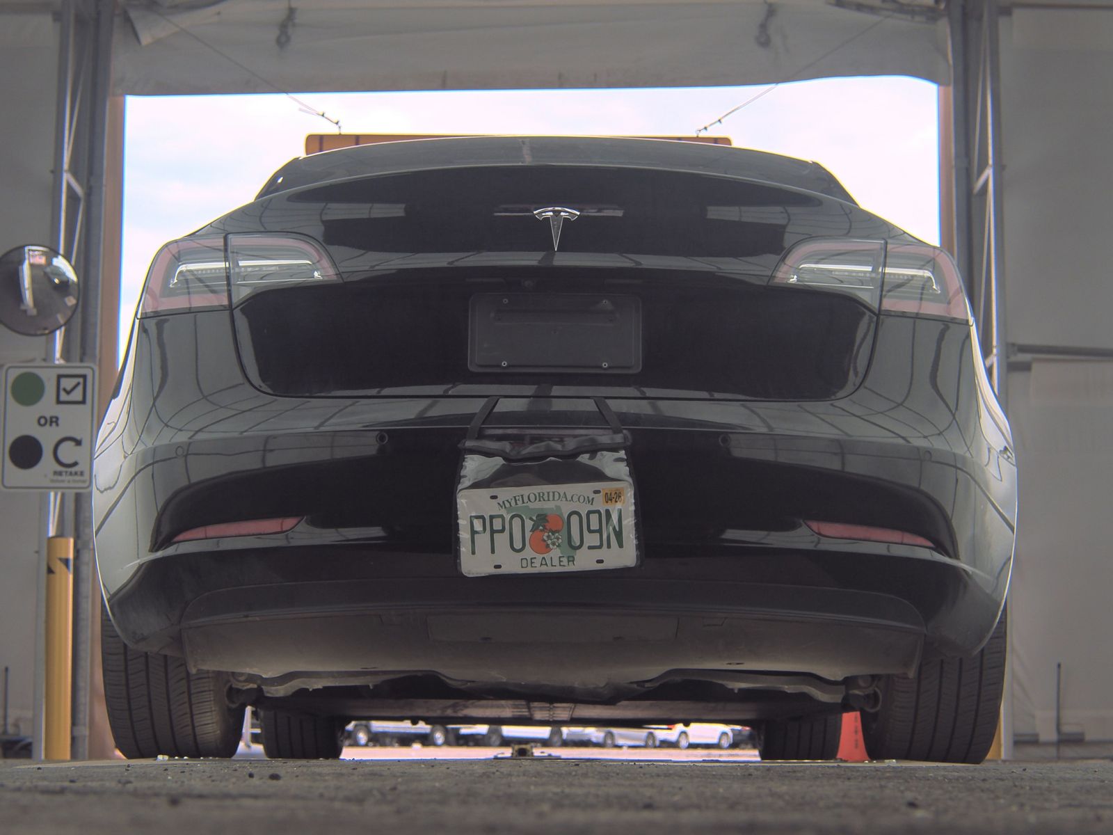 2022 Tesla Model 3 Standard Range RWD