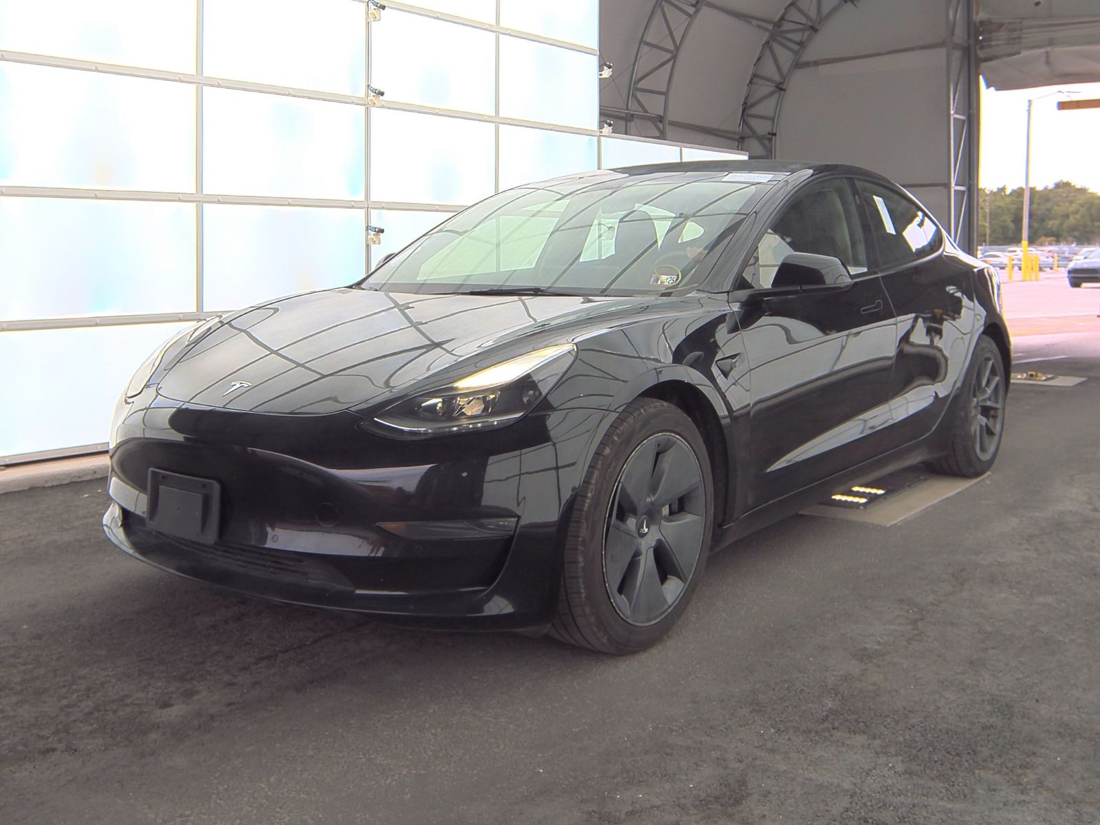 2022 Tesla Model 3 Standard Range RWD
