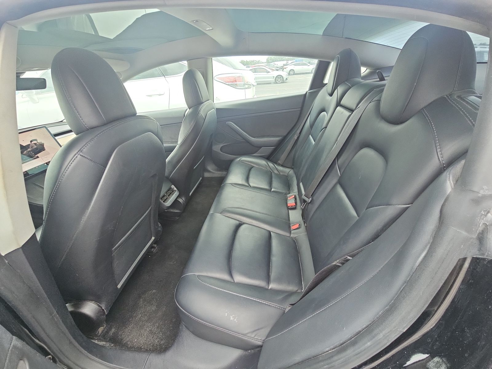 2022 Tesla Model 3 Standard Range RWD