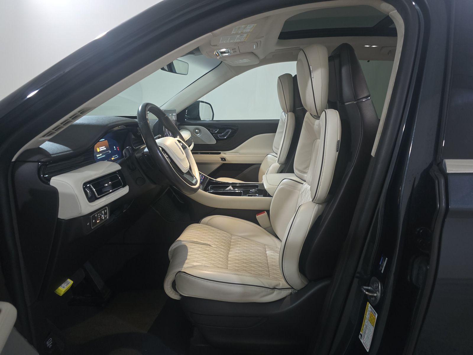 2023 Lincoln Aviator Black Label AWD